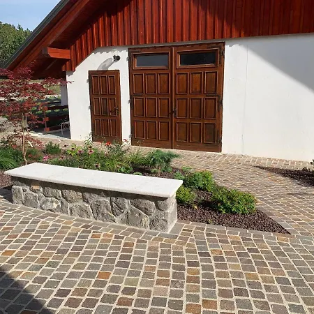 Bed and Breakfast Zigon 3*