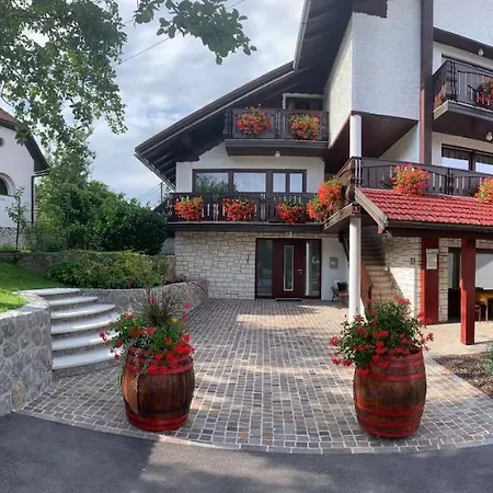 Zigon Couette-café Logatec